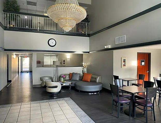 Super 8 by Wyndham Weatherford hotel detail image 2