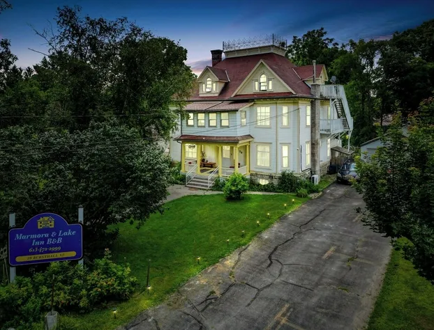 Marmora and Lake Inn hotel detail image 2