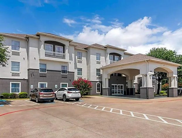 Super 8 by Wyndham Fort Worth Stockyards hotel detail image 2