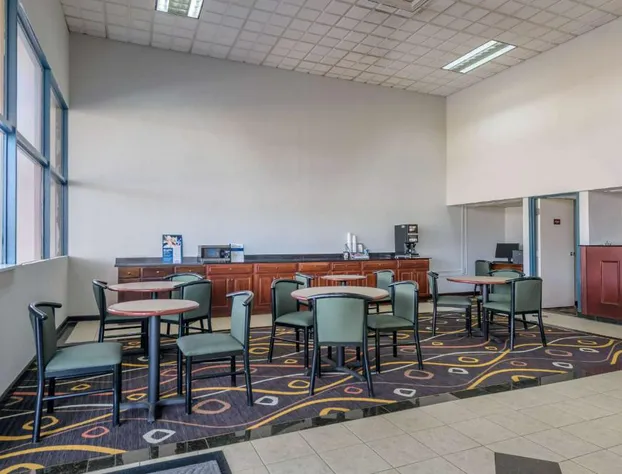 Motel 6 Forsyth, GA – Tift College hotel detail image 4