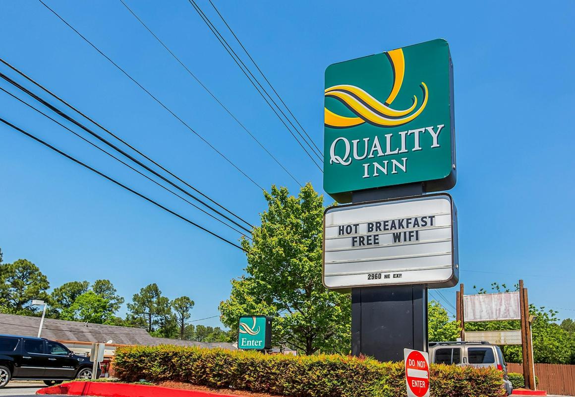 Quality Inn Atlanta Northeast I-85 hotel hero