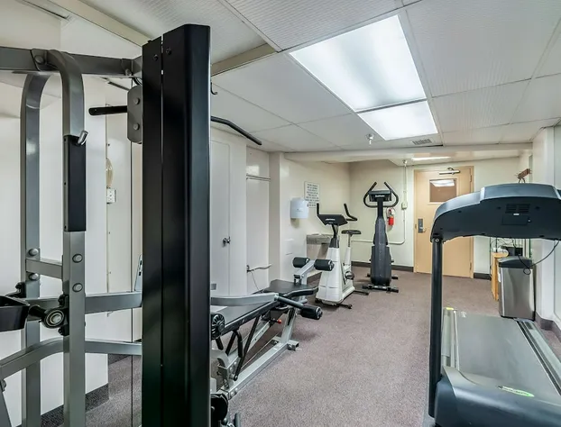 Red Lion Hotel Rosslyn Iwo Jima hotel detail image 4