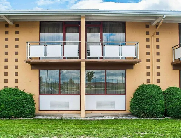 Buffalo Inn Hospitality hotel detail image 1