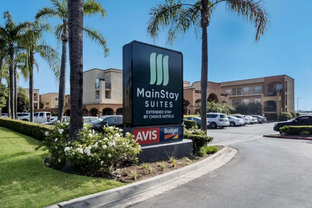 MainStay Suites John Wayne Airport by Choice Hotels hotel hero