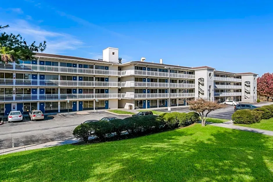 Rodeway Inn Baltimore - Inner Harbor South hotel hero