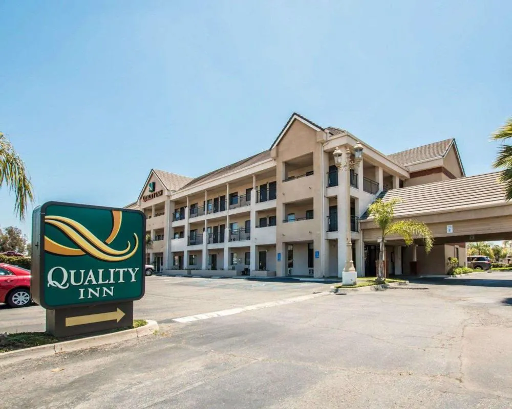 Quality Inn Temecula Valley Wine Country hotel hero