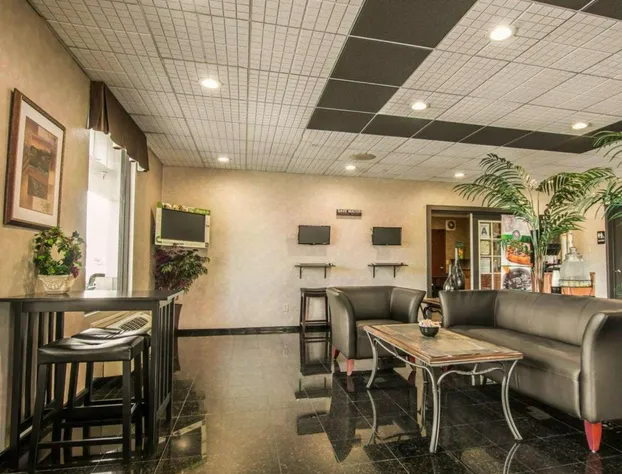 Quality Inn Temecula Valley Wine Country hotel detail image 4