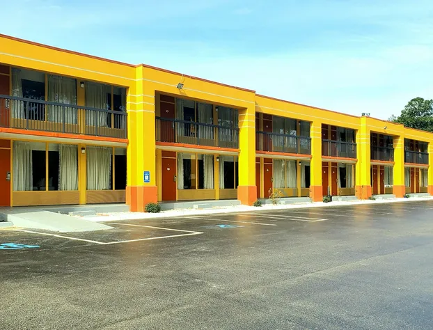 Baymont by Wyndham Walterboro hotel detail image 3