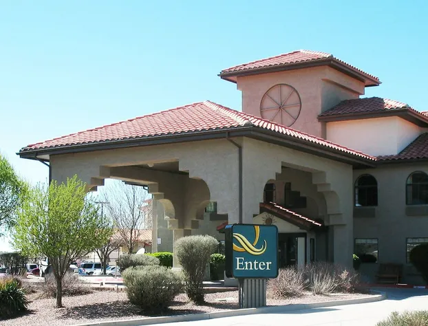 Quality Inn & Suites Gallup I-40 Exit 20 hotel detail image 1
