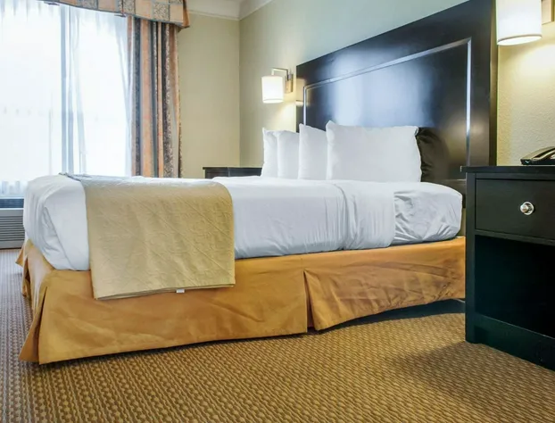 Quality Inn & Suites Gallup I-40 Exit 20 hotel detail image 2