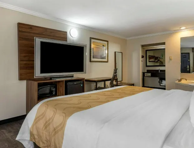 Quality Inn & Suites Ft. Jackson Maingate hotel detail image 1