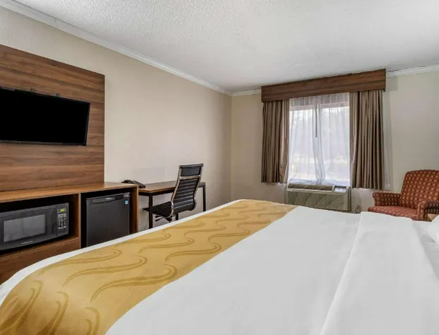 Quality Inn & Suites Ft. Jackson Maingate hotel detail image 4
