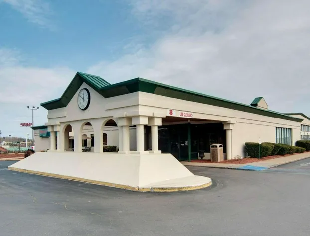 Quality Inn Beckley hotel detail image 2