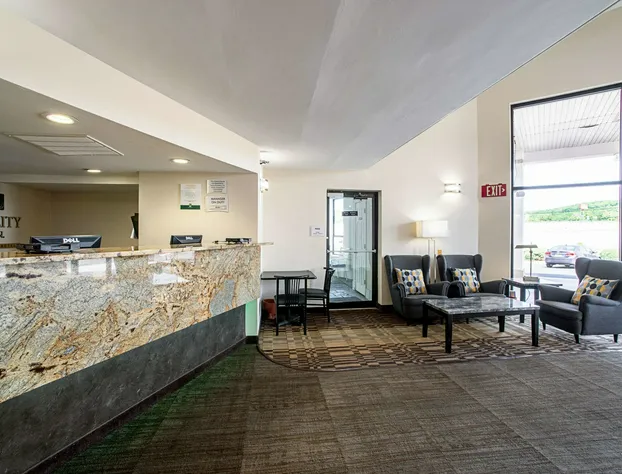 Quality Inn Near Six Flags St. Louis hotel detail image 4