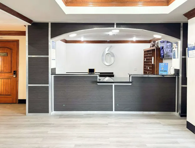 Studio 6 Irving, TX – DFW North hotel detail image 2