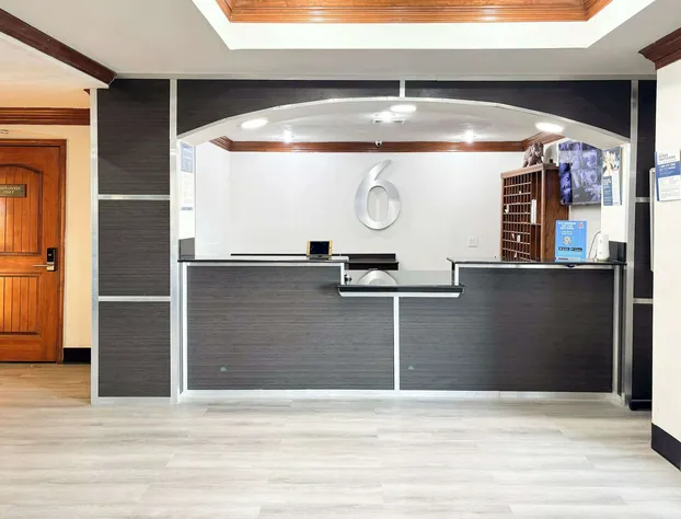 Studio 6 Irving, TX – DFW North hotel detail image 3