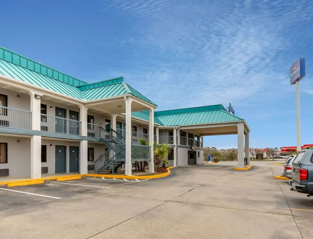 Baymont by Wyndham Biloxi/Ocean Springs hotel detail image 2