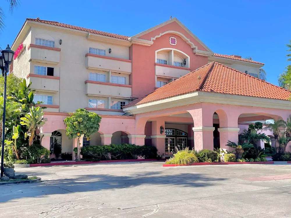 Park Suites Hotel hotel hero