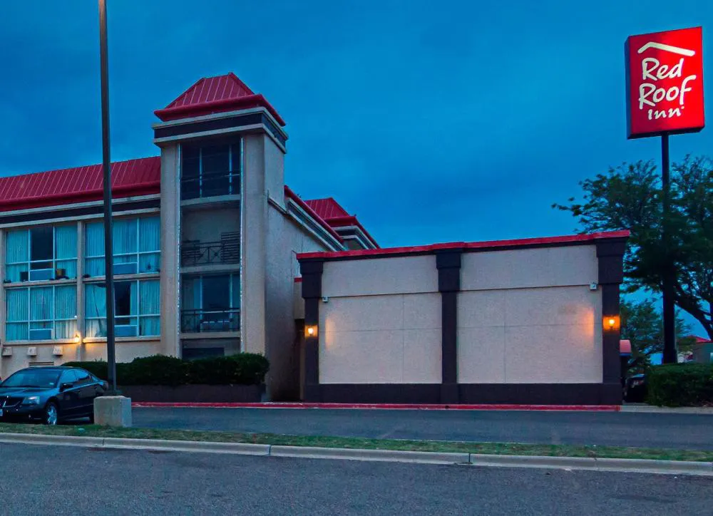 Red Roof Inn Lubbock hotel hero