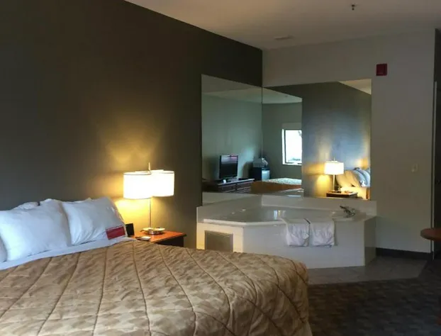 Comfort Inn Huntington near University area hotel detail image 4