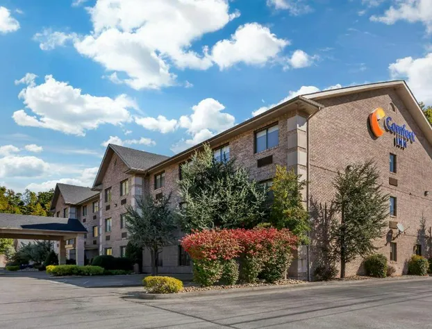 Comfort Inn Huntington near University area hotel detail image 1