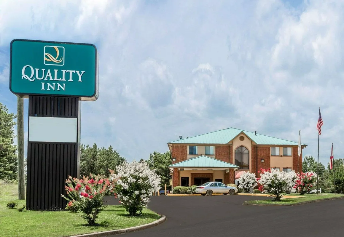 Quality Inn Pell City I-20 exit 158 hotel hero
