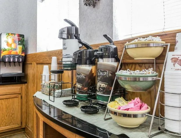 Quality Inn Pell City I-20 exit 158 hotel detail image 4