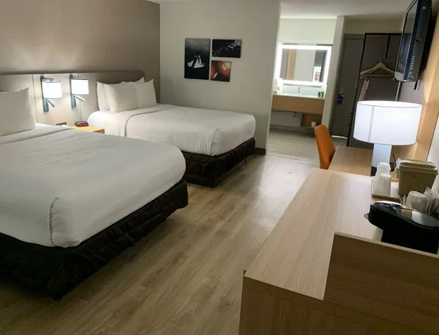 Comfort Inn & Suites Nashville Downtown – Stadium hotel detail image 3