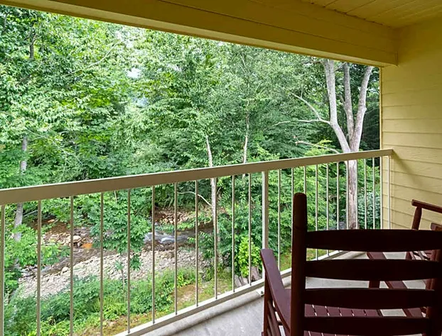 Ramada by Wyndham Maggie Valley hotel detail image 3