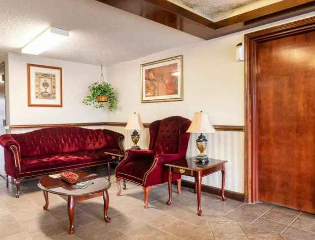 Days Inn by Wyndham Adairsville hotel detail image 4