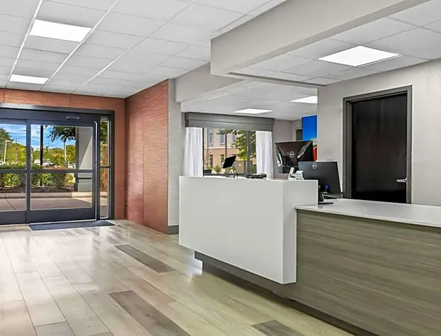 Clarion Pointe Franklin - Nashville Area hotel detail image 1