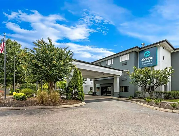 Clarion Pointe Franklin - Nashville Area hotel detail image 2