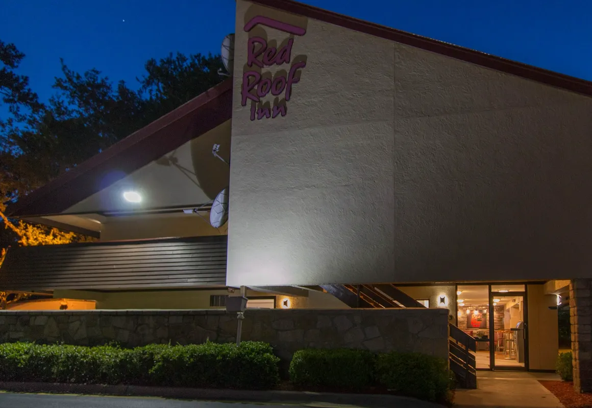 Red Roof Inn Pensacola – I-10 at Davis Highway hotel hero