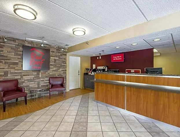 Red Roof Inn Tampa - Brandon hotel detail image 1