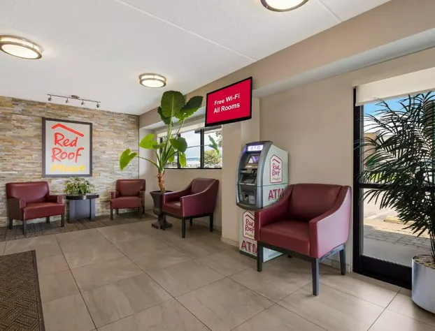 Red Roof Inn PLUS+ Nashville Airport hotel detail image 2