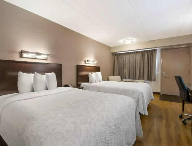 Red Roof Inn PLUS+ Nashville Airport hotel detail image 3