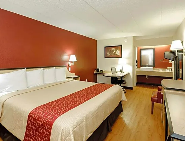 Red Roof Inn Columbus West - Hilliard hotel detail image 4