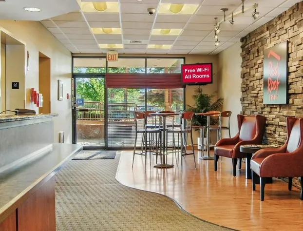 Red Roof Inn Cleveland Airport-Middleburg Heights hotel detail image 3