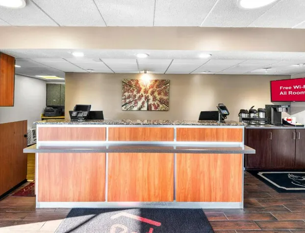 Red Roof Inn Indianapolis North - College Park hotel detail image 3