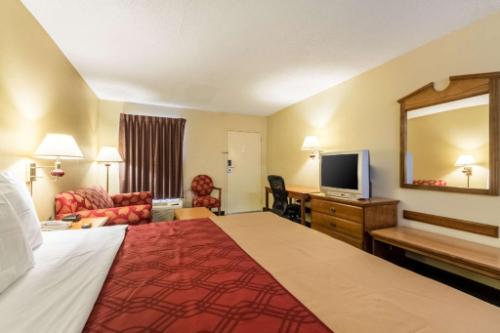 Quality Inn hotel detail image 4