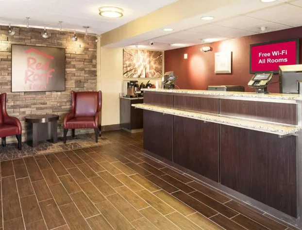 Red Roof Inn Detroit - Royal Oak/ Madison Heights hotel detail image 2