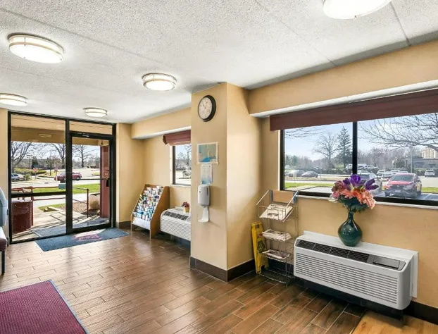 Red Roof Inn Enfield hotel detail image 3