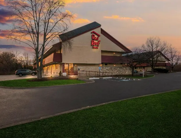 Red Roof Inn Enfield hotel detail image 1