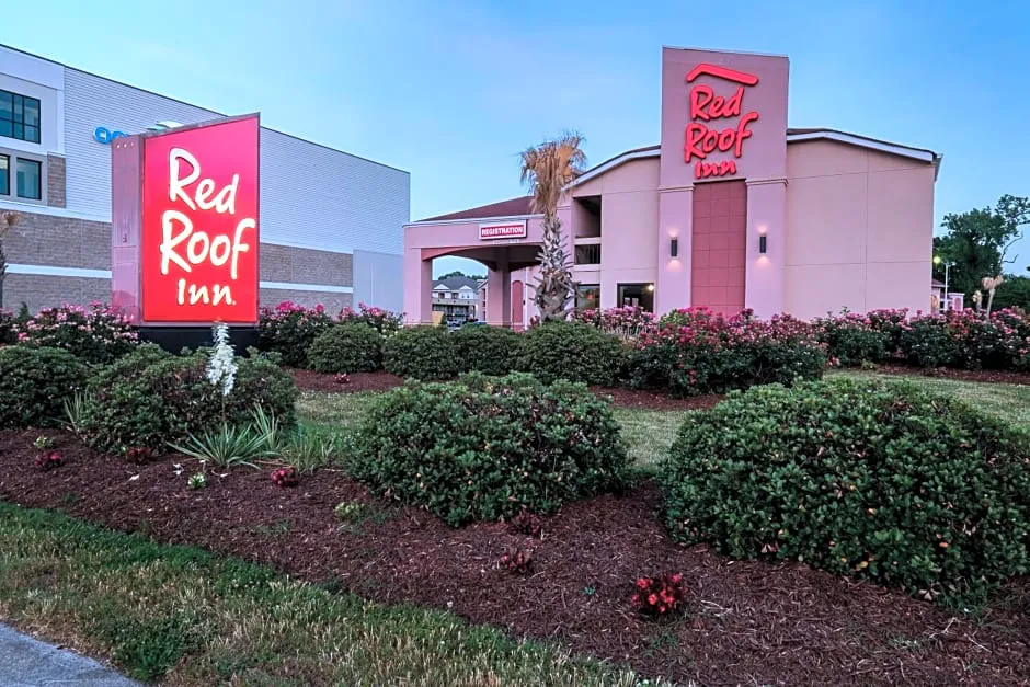 Red Roof Inn Virginia Beach - Norfolk Airport hotel hero