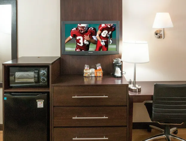 Red Roof Inn Plus+ San Francisco Airport hotel detail image 4