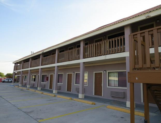 Executive Inn and Suites hotel detail image 2
