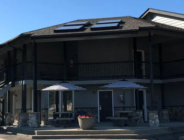 Seasons Motel hotel detail image 2