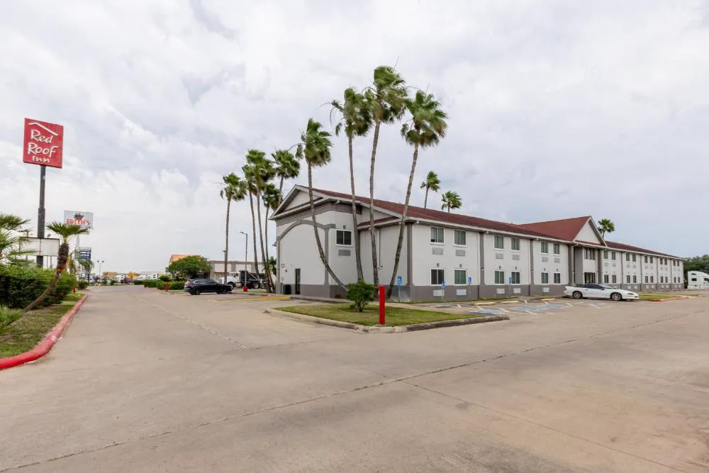 Red Roof Inn Pharr - McAllen hotel hero