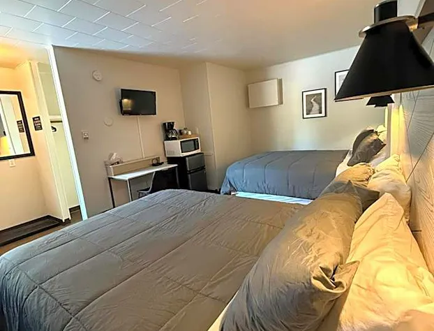 New Country Motel hotel detail image 3