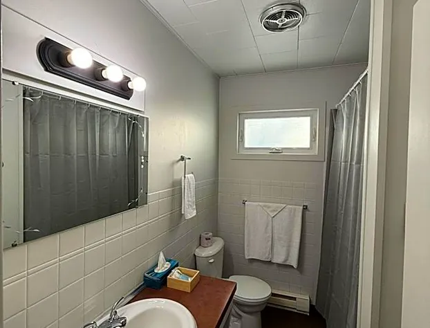 New Country Motel hotel detail image 4